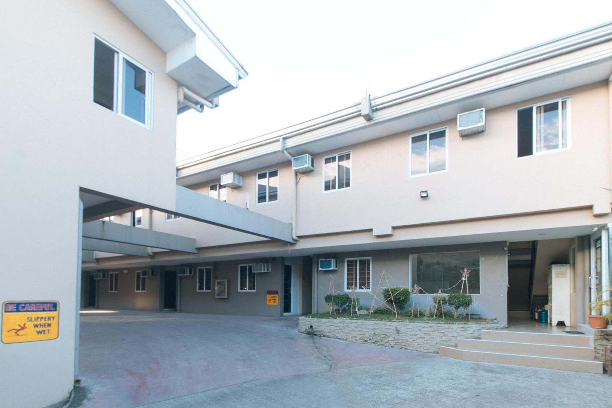 Reddoorz At Grand Apartelle Hernan Cortes Cebu Ngoại thất bức ảnh