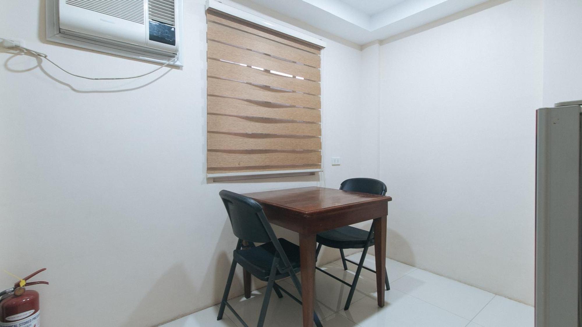 Reddoorz At Grand Apartelle Hernan Cortes Cebu Ngoại thất bức ảnh